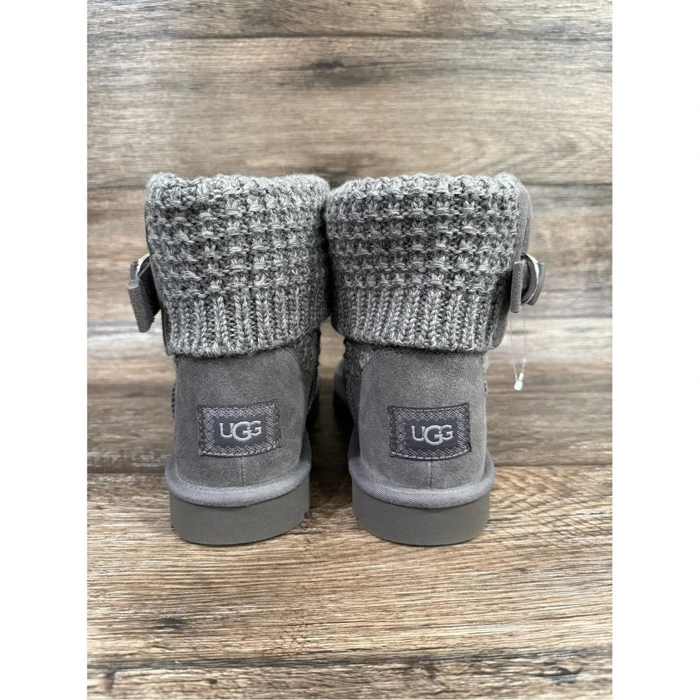 NWOB UGG Classic Solene Mini Flat Ankle Bootie Charcoal‎ Gray Knit & Suede SZ 11
